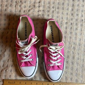 Converse Women's pink Canvas Sneakers